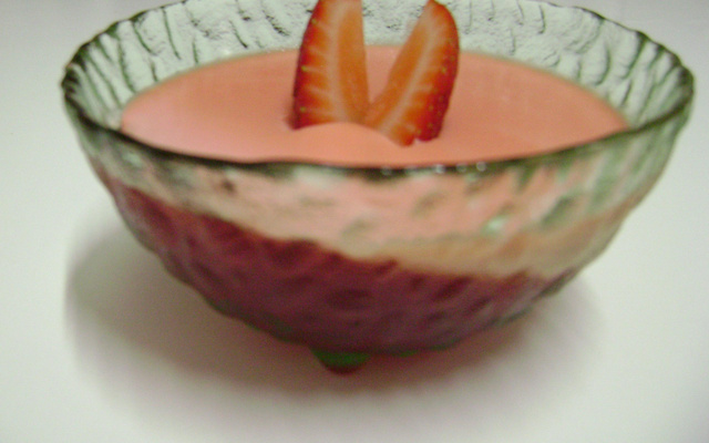 Gelatina com creme rosado