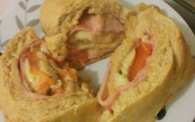 Pão de liquidificador recheado