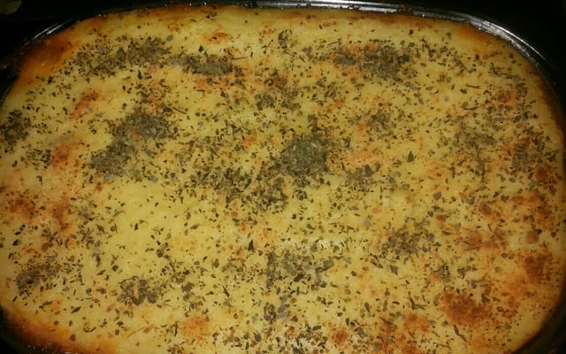 Macarrão de forno com purê de batata