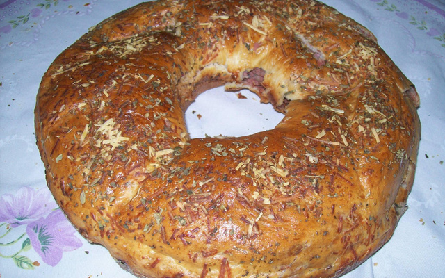 Rosca de calabresa