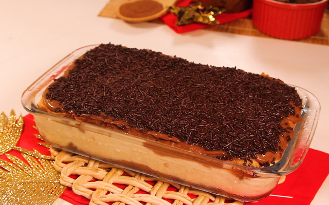 Pavê de panetone de chocolate