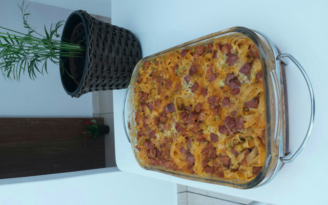 Macarrão ninho ao forno