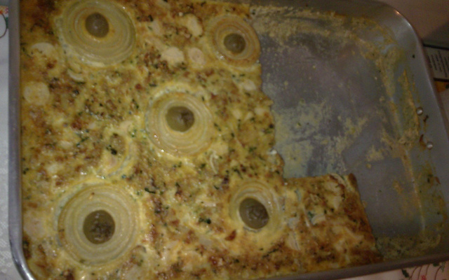 Torta capixaba de bacalhau e repolho