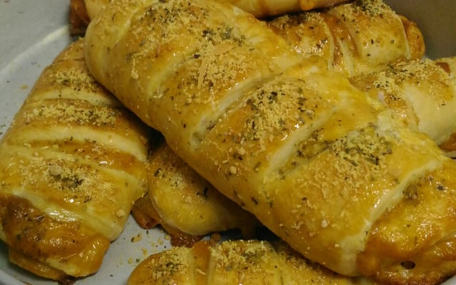 Pãezinhos de presunto e queijo