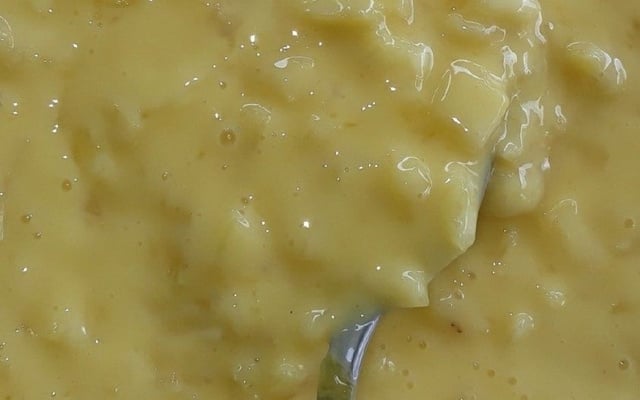 Sobremesa cremosa de abacaxi