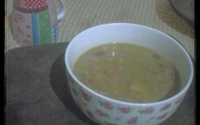 Caldo de ervilha seca