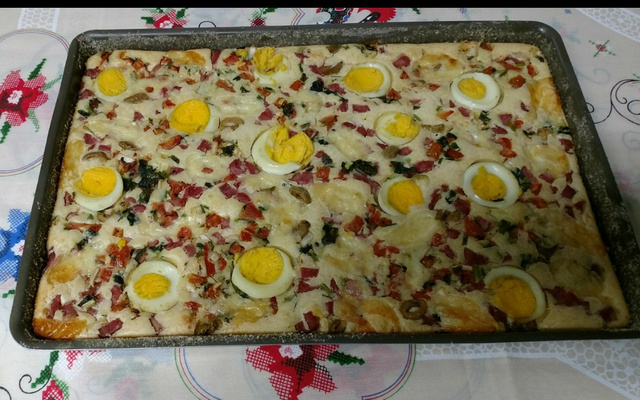 Torta de linguiça prática e deliciosa