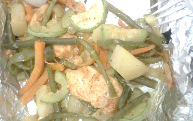 Papelote de frango com legumes