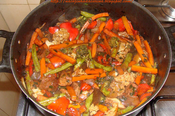 Carne com Legumes