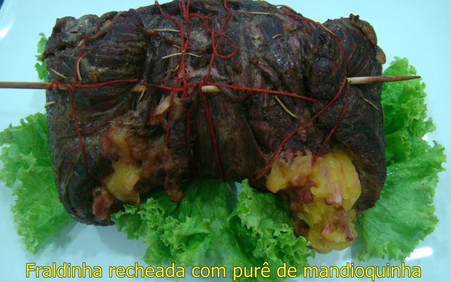 Fraldinha recheada com purê de mandioquinha