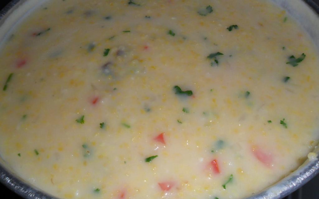 Xerém com carne de sol