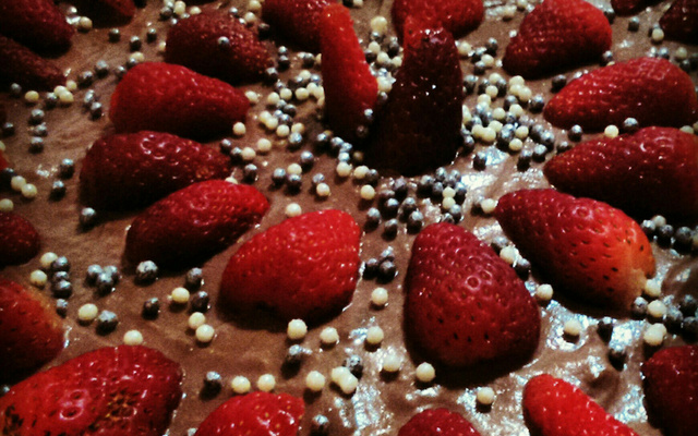 Pavê de morango com chocolate