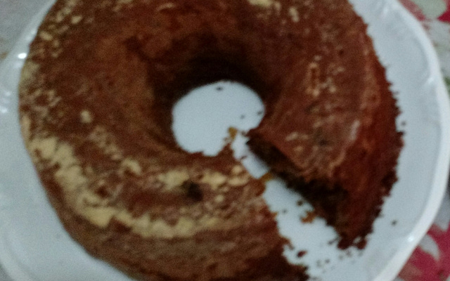 Bolo de maçã com granola