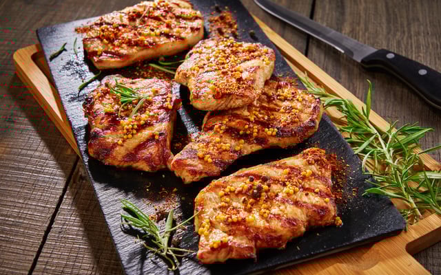 Bisteca de Porco assada simples