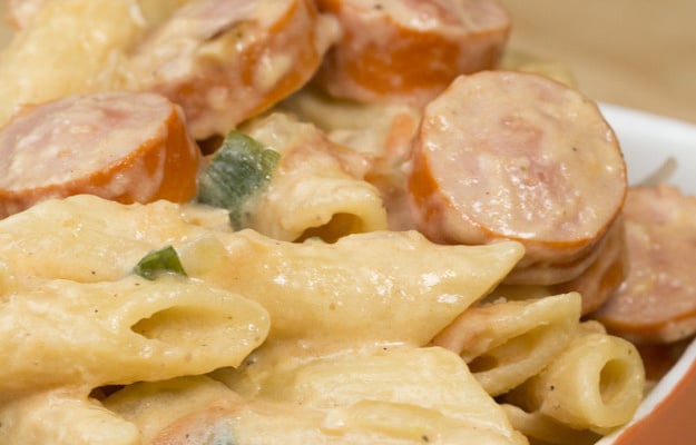 Macarrão com salsicha especial