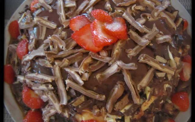 Bolo de chocolate com calda