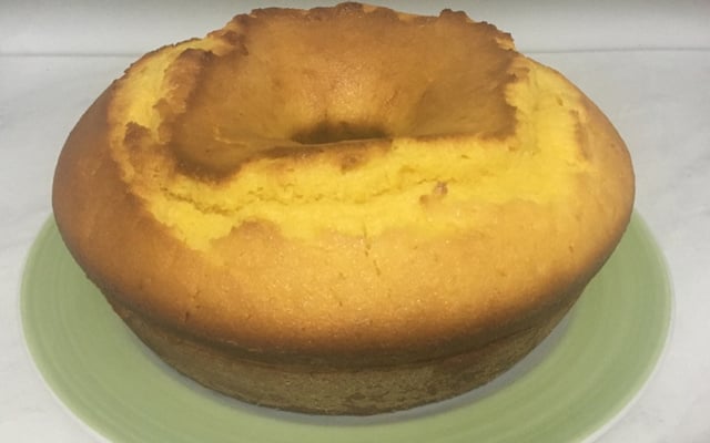 Bolo de fubá sem leite e sem farinha de trigo