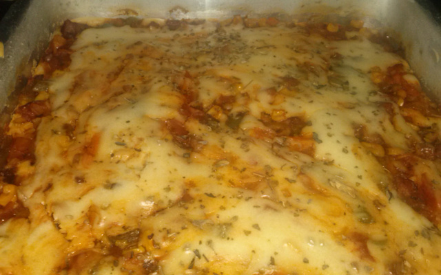 Torta de calabresa com legumes