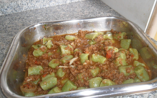 Nhoque de sobra de arroz com espinafre