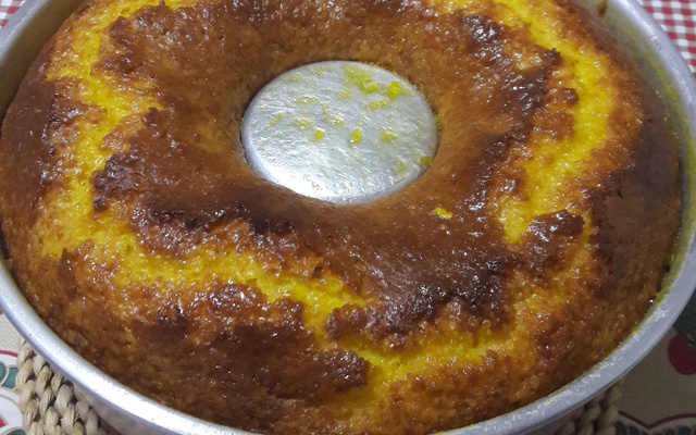 Bolo de laranja super fofo e molhadinho
