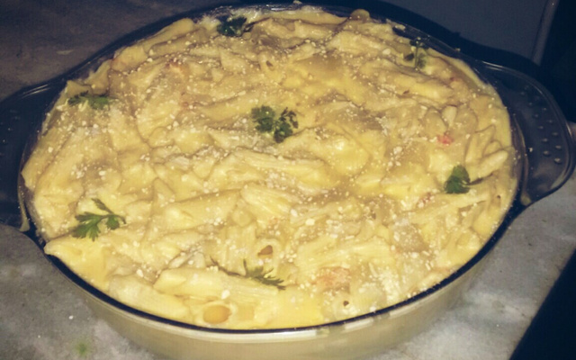 Penne aos três queijos