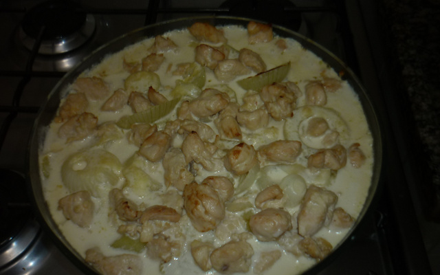 Frango cremoso com batata