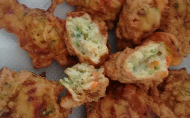 Bolinho de abobrinha com cenoura