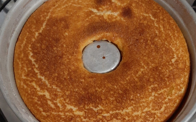 Bolo mole pega marido da Lucy