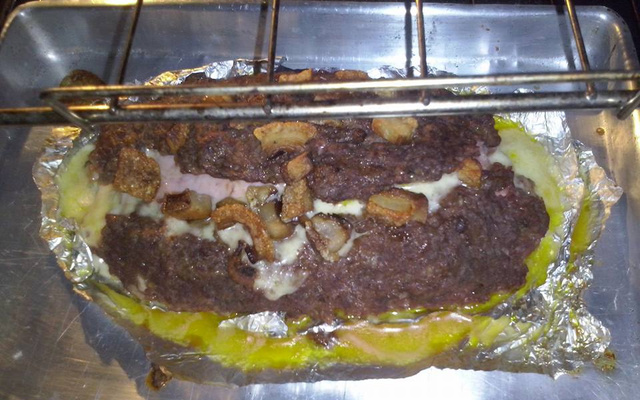 Rocambole de carne moída