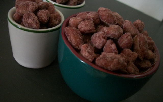 Amendoim crocante da Leca