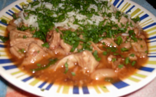 Buchada com feijão branco e carne de porco