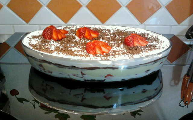 Pavê sem leite condensado à moda mia