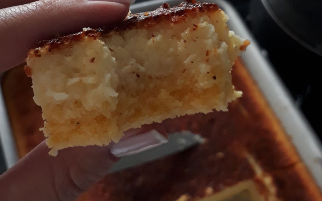 Bolo de fubá cremoso