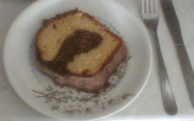 Bolo poetisa século XXI (cobertura de chocolate)