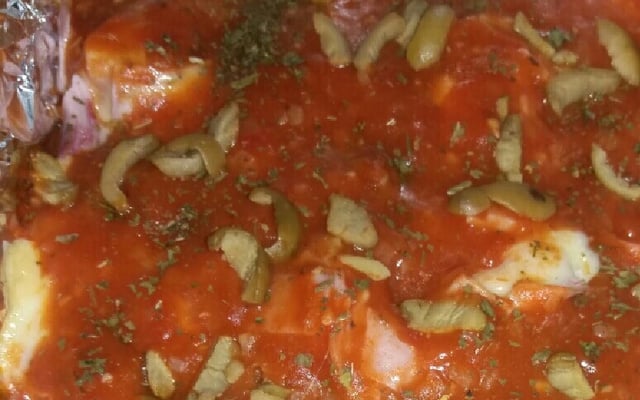 Filé de merluza à parmegiana