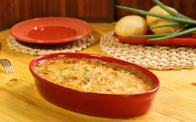 Batata gratinada com alho 