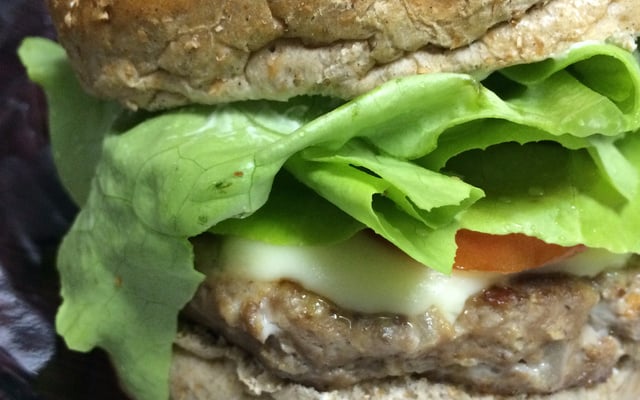 Hambúrguer light saudável