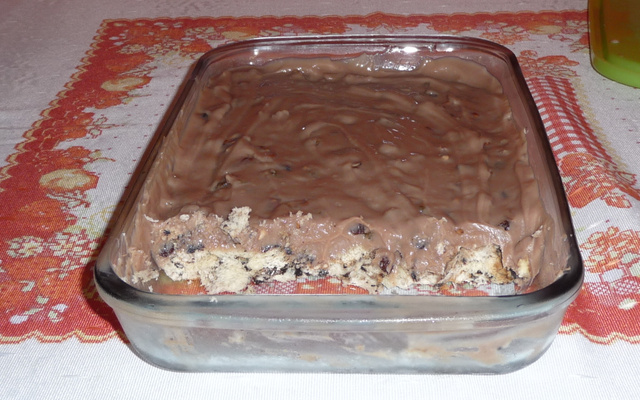 Estrogonofe de chocolate com panetone de chocolate