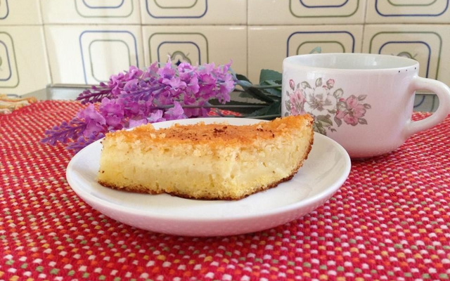 Bolo fofura de fubá