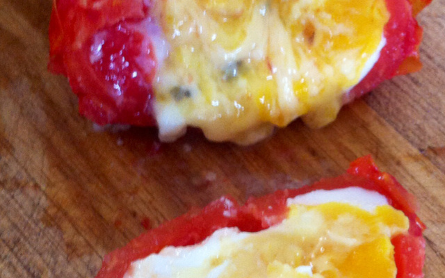 Delícia de tomovo( tomate com ovo )