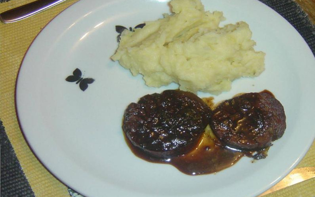 Medalhão de carne (boi, frango ou porco)