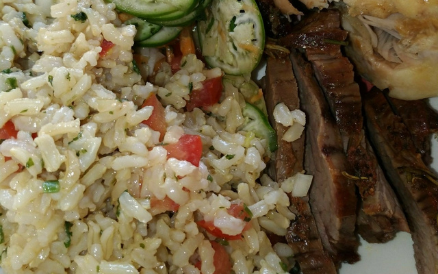 Salada de arroz integral