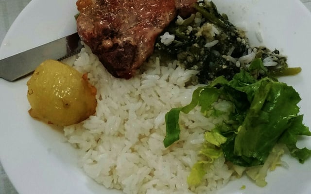 Bisteca com Alho e Batatas