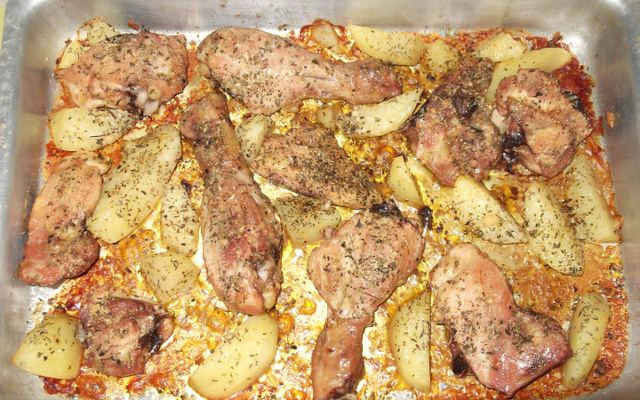 Frango assado crocante