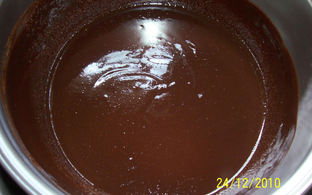 Calda de chocolate wondeful para recheios e coberturas diversas