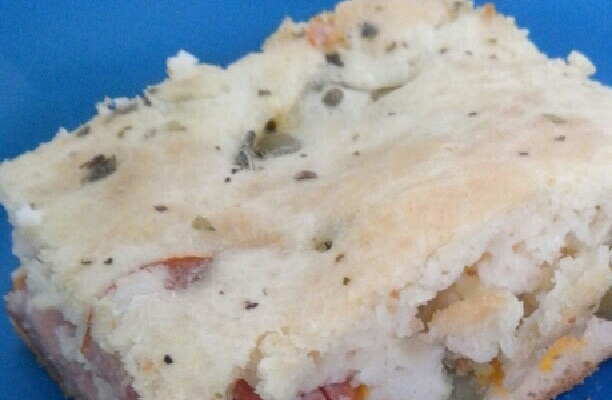 Torta salgada de salsicha simples