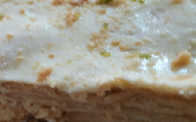Torta de limão (simples, fácil, rápida e sem ir ao forno)
