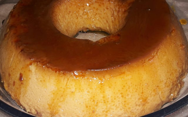 Pudim de doce de leite