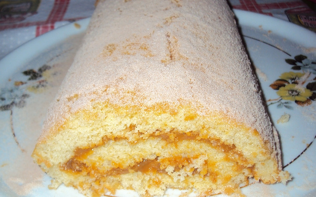 Rocambole de doce de leite