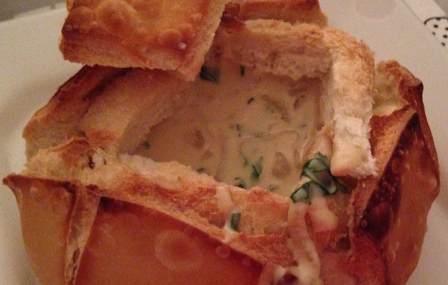 Creme de cebola no pão italiano